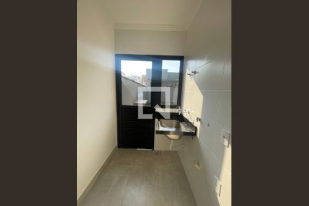 Casa de condomínio à venda com 208m², 4 quartos e 4 vagas Casa de condomínio à venda com 208m², 4 quartos e 4 vagasÁrea de Serviço