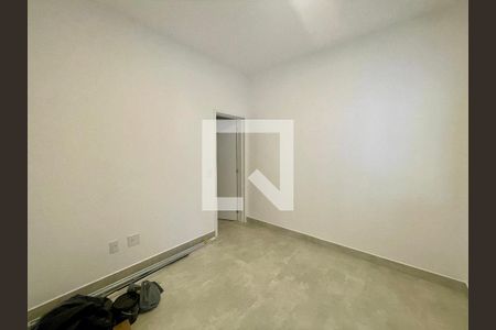 Casa de condomínio à venda com 208m², 4 quartos e 4 vagas Casa de condomínio à venda com 208m², 4 quartos e 4 vagasSuíte 4 - piso inferior