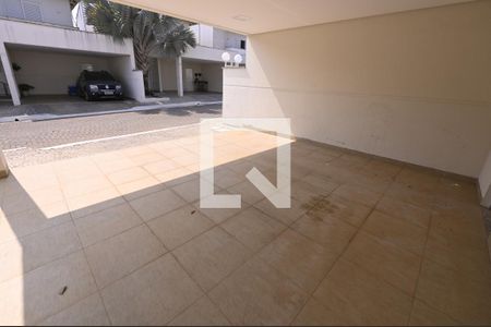 Garagem de casa de condomínio para alugar com 3 quartos, 150m² em Sitios Santa Luzia, Aparecida de Goiânia