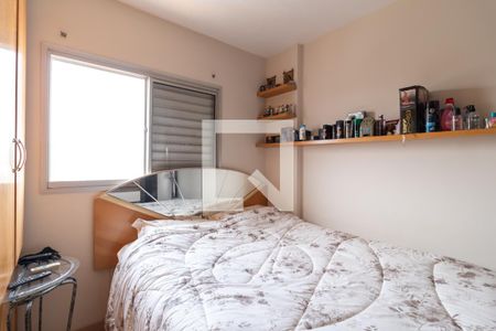 Suíte de apartamento à venda com 3 quartos, 126m² em Vila Romero, São Paulo