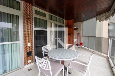 Varanda de apartamento à venda com 1 quarto, 65m² em Barra da Tijuca, Rio de Janeiro