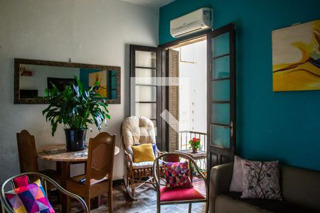 Sala de apartamento à venda com 2 quartos, 75m² em Centro Histórico, Porto Alegre