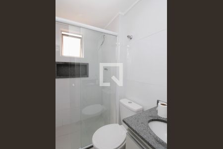 Banheiro de apartamento para alugar com 1 quarto, 47m² em Vila Ede, São Paulo