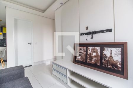 Sala de TV de apartamento para alugar com 2 quartos, 70m² em Vila Barros, Barueri