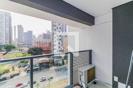 Varanda de kitnet/studio à venda com 1 quarto, 25m² em Jardim das Acacias, São Paulo