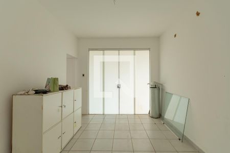 Sala de casa à venda com 2 quartos, 131m² em Novo Glória, Belo Horizonte