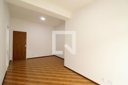 Apartamento à venda com 68m², 2 quartos e 1 vagaSala