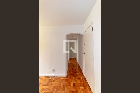 Corredor de apartamento à venda com 2 quartos, 75m² em Vila Olímpia, São Paulo