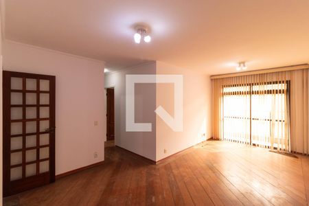 Apartamento à venda com 100m², 3 quartos e 1 vagaSalas