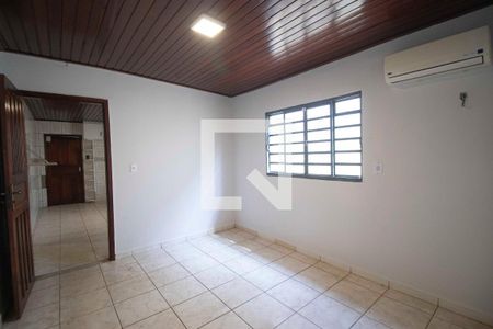 Sala de casa para alugar com 3 quartos, 200m² em Jardim Novo Mundo, Goiânia