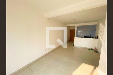 Sala de apartamento para alugar com 3 quartos, 83m² em Novo Eldorado, Contagem