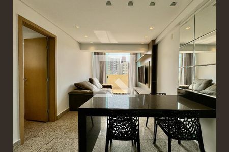 Sala/Cozinha de apartamento à venda com 2 quartos, 118m² em Serra, Belo Horizonte