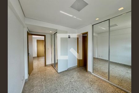 suite 1 de apartamento à venda com 2 quartos, 118m² em Serra, Belo Horizonte