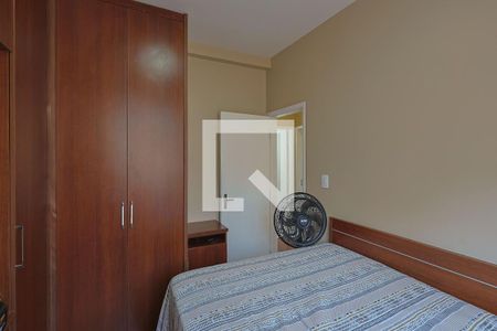 Quarto 2 de apartamento à venda com 3 quartos, 180m² em Sagrada Família, Belo Horizonte