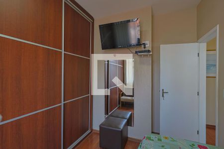 Quarto 1 de apartamento à venda com 3 quartos, 180m² em Sagrada Família, Belo Horizonte