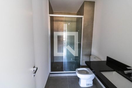 Banheiro de kitnet/studio à venda com 1 quarto, 26m² em Teresópolis, Porto Alegre