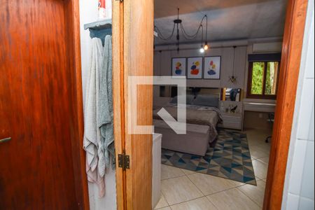 Casa de condomínio para alugar com 207m², 3 quartos e 2 vagas Casa de condomínio para alugar com 207m², 3 quartos e 2 vagasBanheiro da Suíte