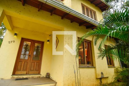 Casa de condomínio para alugar com 207m², 3 quartos e 2 vagas Casa de condomínio para alugar com 207m², 3 quartos e 2 vagasFachada