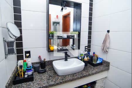 Casa de condomínio para alugar com 207m², 3 quartos e 2 vagas Casa de condomínio para alugar com 207m², 3 quartos e 2 vagasBanheiro da Suíte