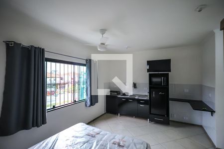 Quarto e Cozinha de kitnet/studio para alugar com 1 quarto, 25m² em Vila Bandeirantes, São Paulo