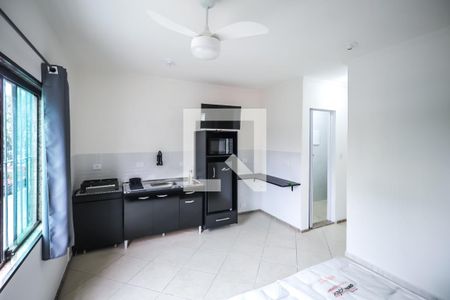 Quarto e Cozinha de kitnet/studio para alugar com 1 quarto, 25m² em Vila Bandeirantes, São Paulo