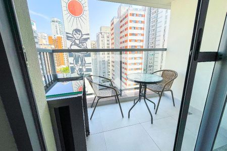 Varanda de kitnet/studio para alugar com 1 quarto, 31m² em Jardim Paulista, São Paulo