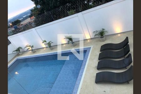 Casa à venda com 3 quartos, 405m² em Vale Azul, Jundiaí