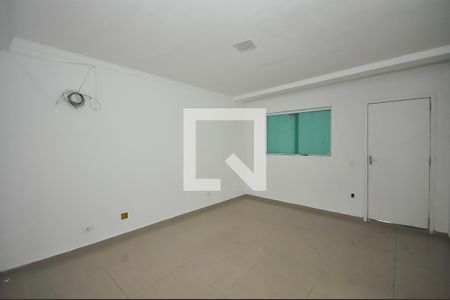 Sala de casa para alugar com 2 quartos, 130m² em Jardim Oliveiras, Taboão da Serra