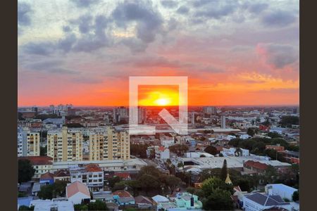 Apartamento à venda com 2 quartos, 81m² em Santa Maria Goretti, Porto Alegre