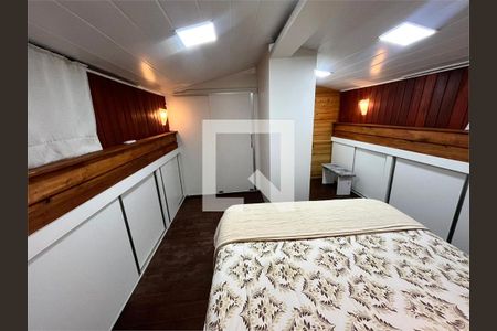 Apartamento à venda com 2 quartos, 80m² em Navegantes, Porto Alegre