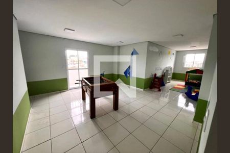 Apartamento à venda com 2 quartos, 75m² em Vila Carmosina, São Paulo