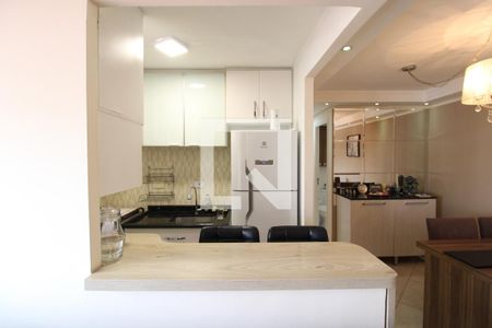 Sala / Cozinha de apartamento para alugar com 2 quartos, 55m² em Jardim das Laranjeiras, São Paulo