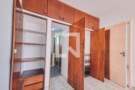 Quarto - Suite - Armários de apartamento para alugar com 1 quarto, 38m² em Amaralina, Salvador