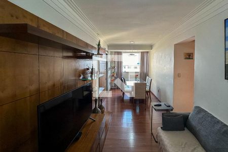 Sala de apartamento para alugar com 3 quartos, 70m² em Carlos Prates, Belo Horizonte