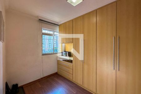 Quarto 1 de apartamento à venda com 3 quartos, 70m² em Carlos Prates, Belo Horizonte