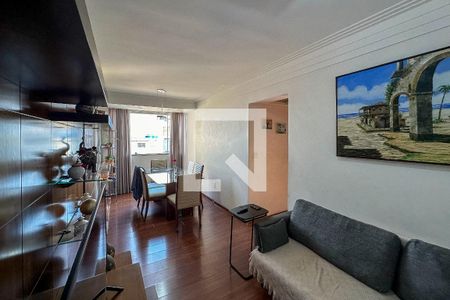 Sala de apartamento à venda com 3 quartos, 70m² em Carlos Prates, Belo Horizonte