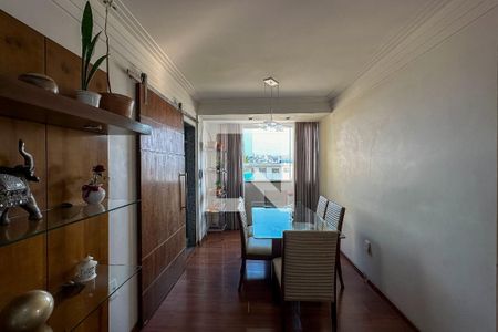 Sala de apartamento à venda com 3 quartos, 70m² em Carlos Prates, Belo Horizonte