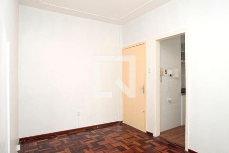 Sala de apartamento para alugar com 2 quartos, 62m² em Azenha, Porto Alegre