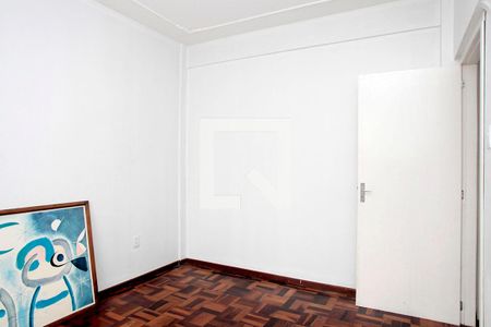 Quarto 1 de apartamento para alugar com 2 quartos, 62m² em Azenha, Porto Alegre