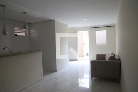 Sala de casa para alugar com 2 quartos, 70m² em Planalto Paulista, São Paulo