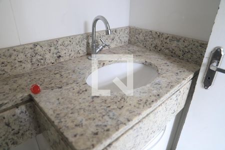 Lavabo de casa para alugar com 2 quartos, 70m² em Planalto Paulista, São Paulo