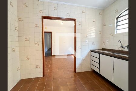 Cozinha de casa para alugar com 4 quartos, 150m² em Jardim Marisa, São Paulo