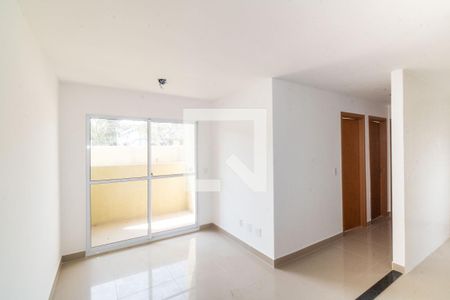 Sala de apartamento para alugar com 2 quartos, 45m² em Inhoaíba, Rio de Janeiro