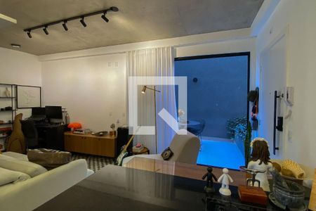 Sala de apartamento à venda com 1 quarto, 90m² em Serra, Belo Horizonte