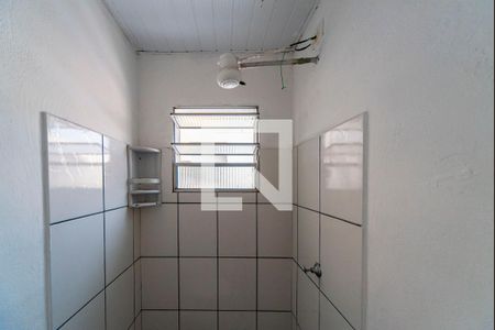 Banheiro de kitnet/studio para alugar com 1 quarto, 30m² em Jardim Las Vegas, Santo André