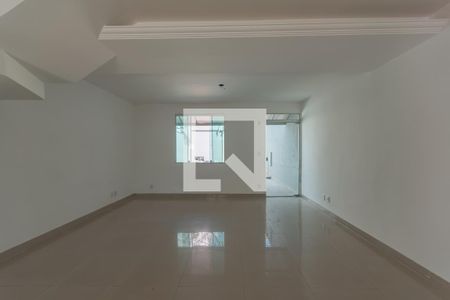 Sala de casa para alugar com 3 quartos, 79m² em Juliana, Belo Horizonte