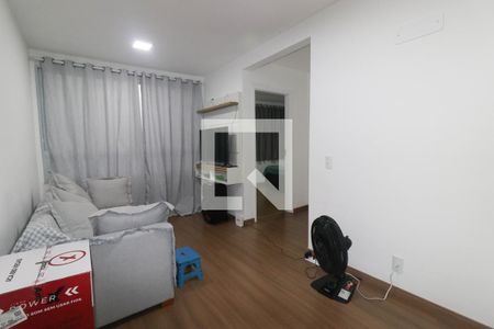 Sala de apartamento para alugar com 1 quarto, 47m² em Chácaras Rio-petrópolis, Duque de Caxias