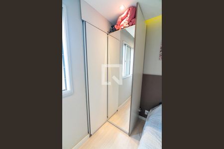 Quarto 1 - Armários de apartamento para alugar com 2 quartos, 45m² em Vila Guarani (z Sul), São Paulo