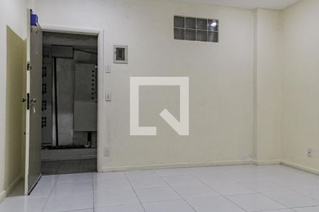 Sala/Quarto de kitnet/studio para alugar com 1 quarto, 40m² em Leme, Rio de Janeiro