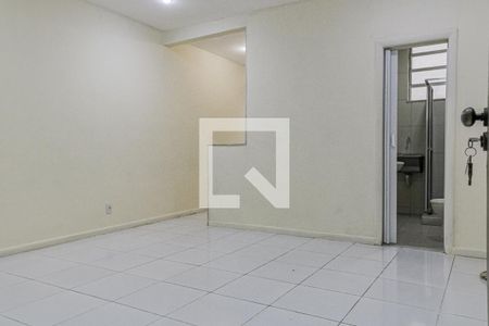 Sala/Quarto de kitnet/studio para alugar com 1 quarto, 40m² em Leme, Rio de Janeiro